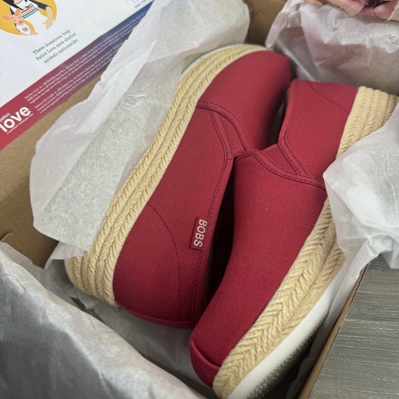 BNIB Bobs Skechers Urban Highlites Red Espadrille Wedge shoes - Picture 6 of 7